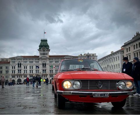 Raduno auto d'epoca